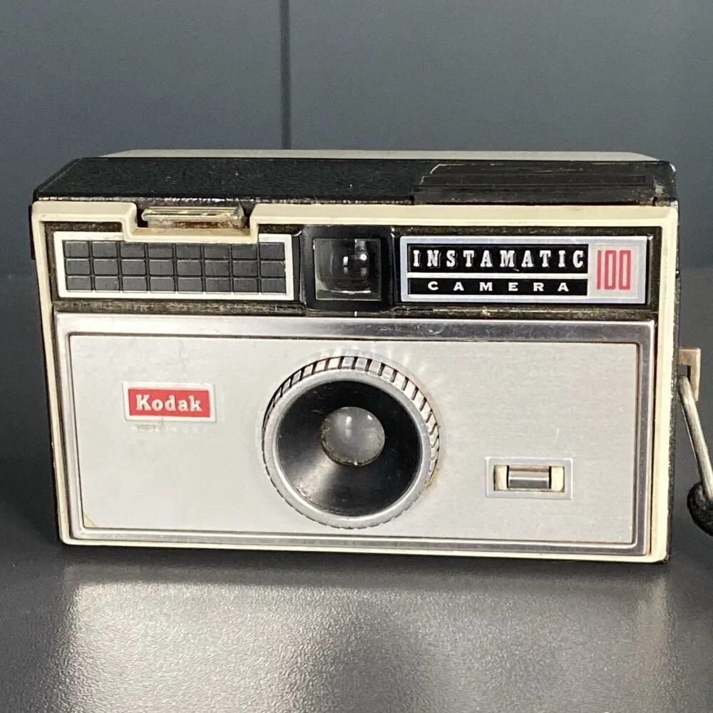 Vintage Kodak Instamatic 100 Camera Retro Film Photography Gift USA Made Display